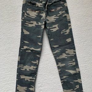 Girls camo cargo pants